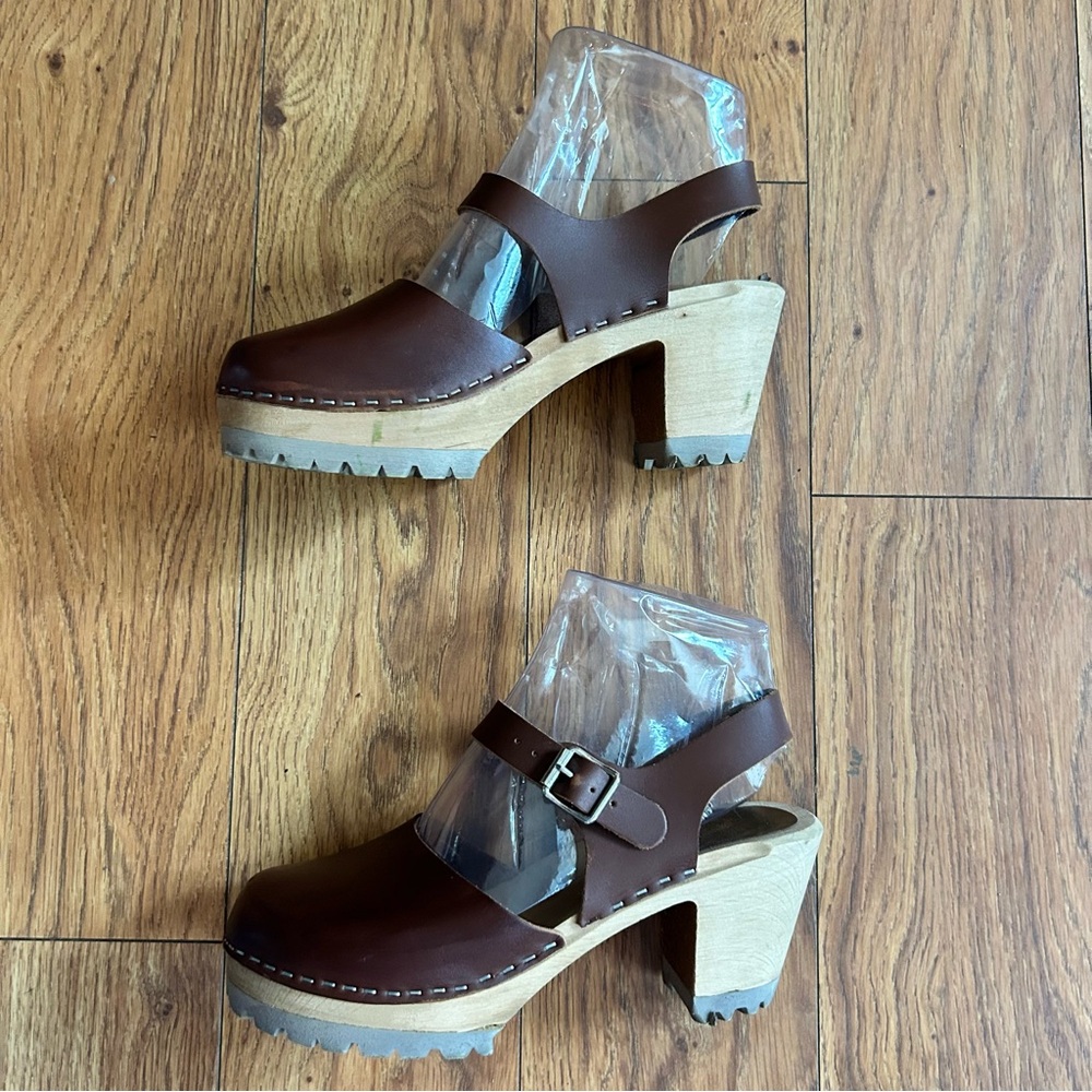 MIA Brown Leather Clog Heels with Natural Wood Platform - Picture 5 of 12
